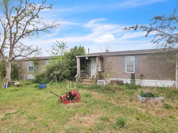 2526 Turkey Creek Rd, Starkville, MS 39759