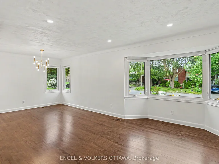 524 Penhill Ave — Photo 3
