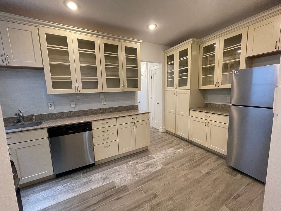 1st image of 30-17 41st St #2