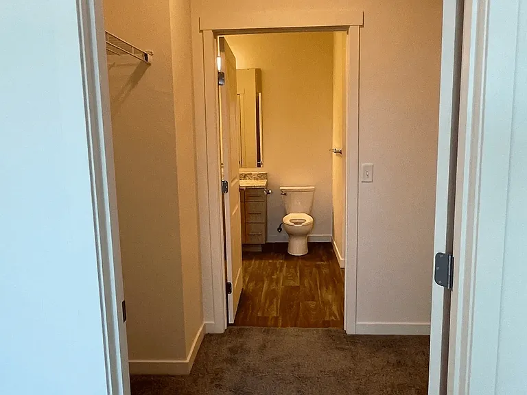 Academy Heights Apartments — Photo 20