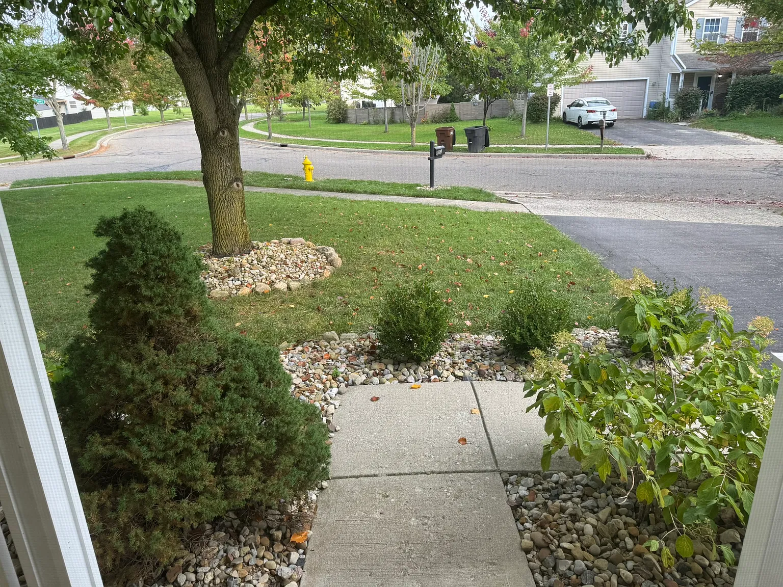 3 bed, 2.5 bath, 1700 sqft, $2,350 — Photo 2
