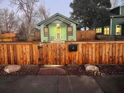 921 N Corona St, Colorado Springs, CO, 80903