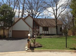 6103 Londonderry Dr, Cary, IL 60013