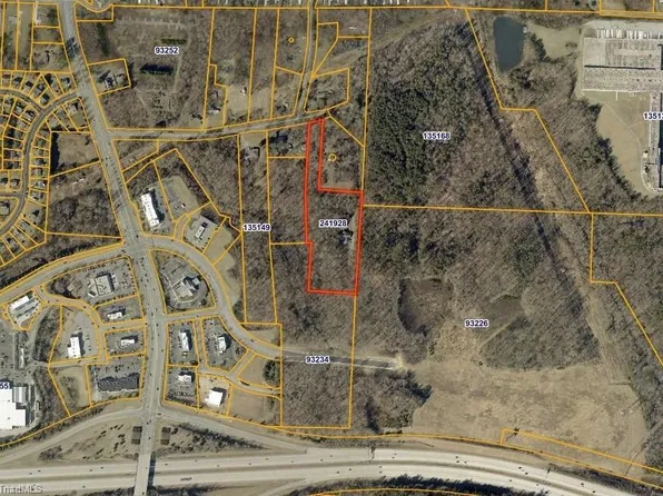 138 Vivian Ln, Greensboro, NC 27406