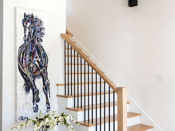 4th image of 326 Mado Ln