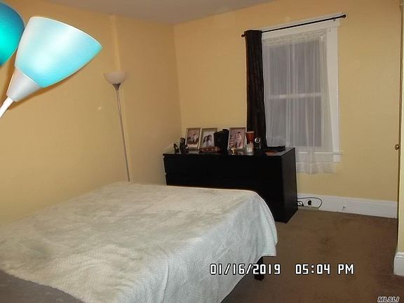 4th image of 200 Elm St