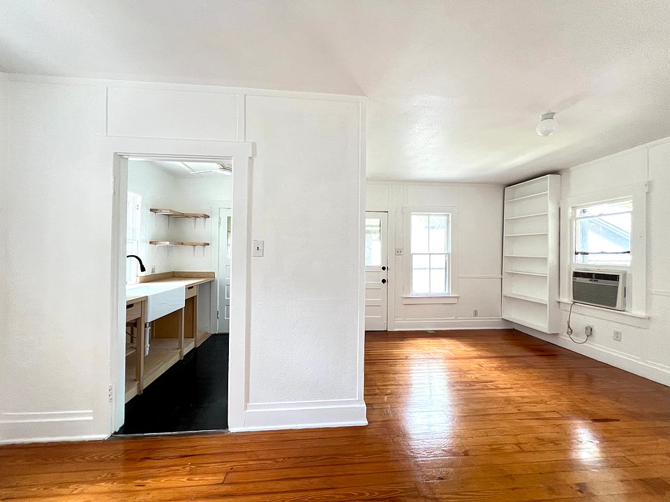 Living Room & Kitchen