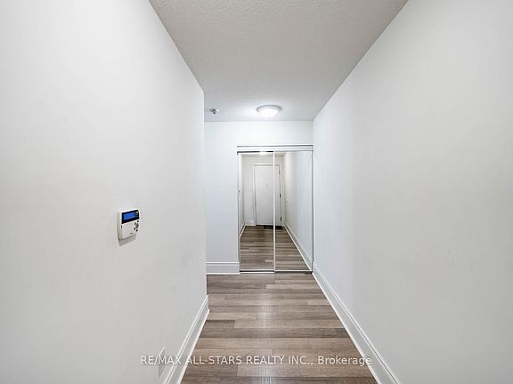 4th image of 2015 Sheppard Ave E #407
