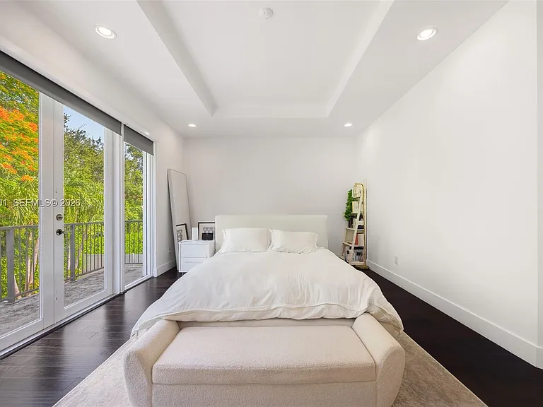 2938 Catalina St — Photo 14