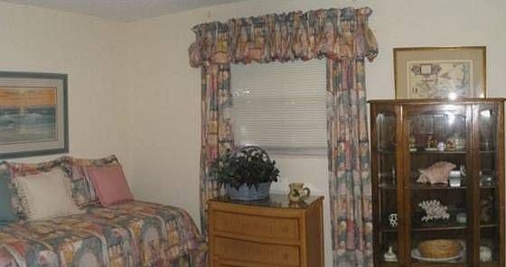 1st image of 415 Belmont Dr