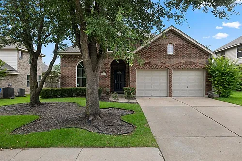 2304 Village View Loop Photo 1
