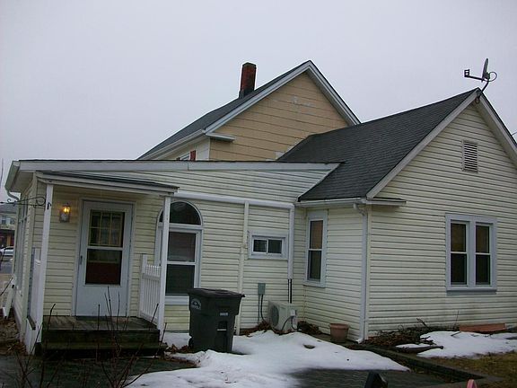 3 S.E. Boulevard, Newfield
