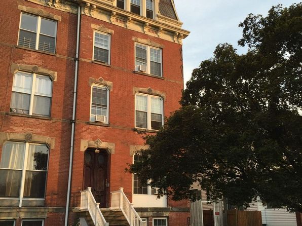 10 Eastman Ter APT 2