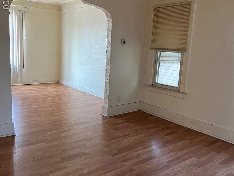 6406 Mead St — Photo 10