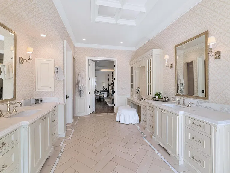 6248 E Montecito Ave — Photo 12