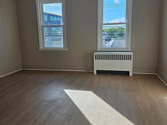 5th image of 1314 Princeton Ave