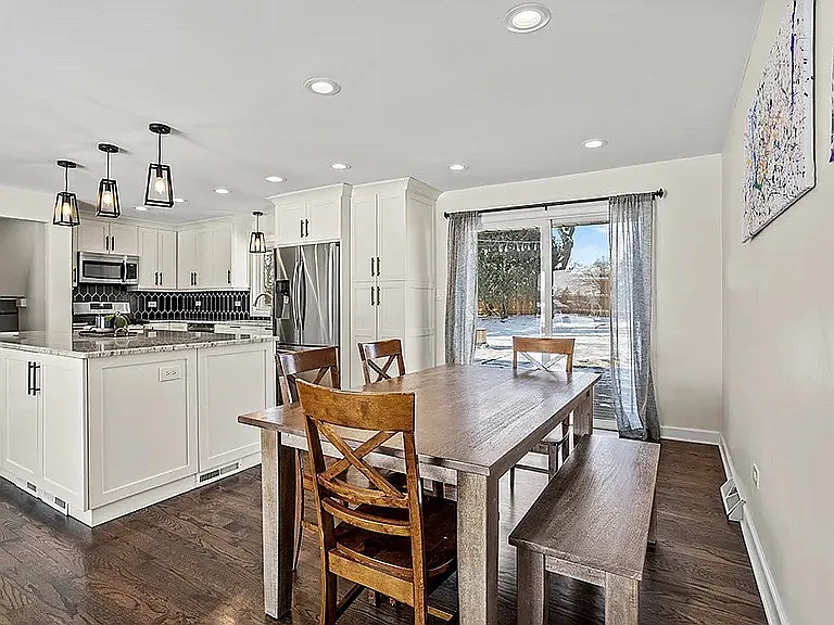 1222 Hillview Dr — Photo 14