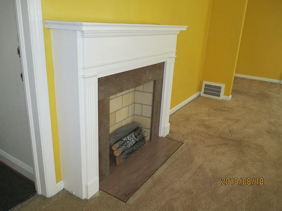 Decorative fire place