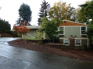 17227 Hoffman Ave, Sandy, OR 97055