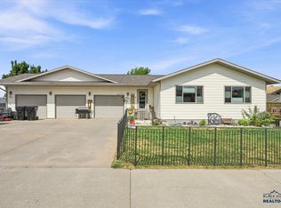 3506 Roughlock Ln, Spearfish, SD 57783