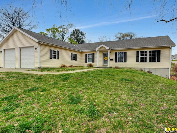 804 9th Ave, Nebraska City, NE 68410