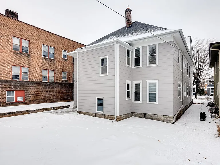 941 Goodrich Ave — Photo 27