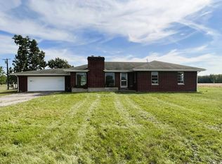 70010 S Lakeview St, Sturgis, MI 49091