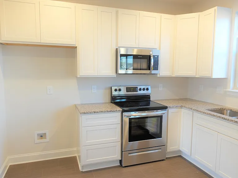 2731 Millhone Dr — Photo 10