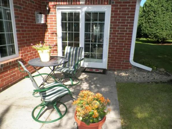 855 North High Point Road #855, Madison, WI 53705