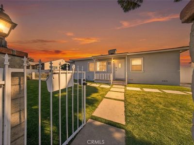 8100 Bellaire Ave, North Hollywood, CA, 91605