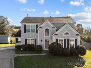 7105 Lanark Ct, Charlotte, NC 28217