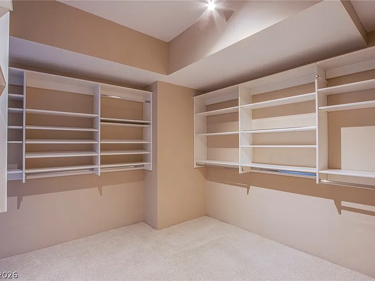 360 E Desert Inn Rd #1008 — Photo 25