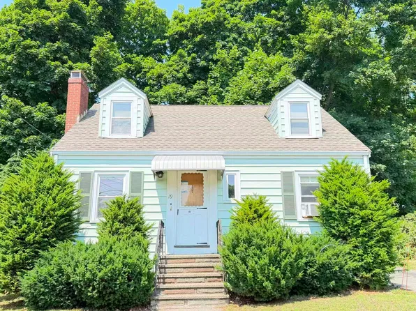 19 Edward Rd, Watertown, MA 02472