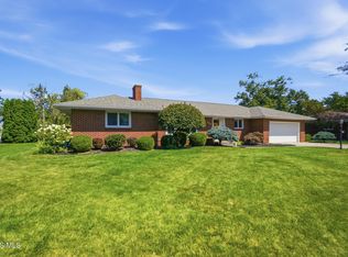 728 W Circle Dr, Findlay, OH 45840