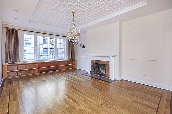 Rented by Fox Residential Group | media 4