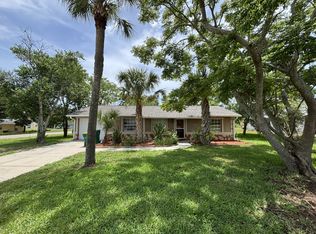 95 Cricket Hollow Ln, Eustis, FL 32726