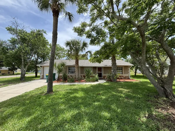 95 Cricket Hollow Ln, Eustis, FL 32726