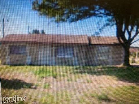 1st image of 3713 7th St W Unit 5