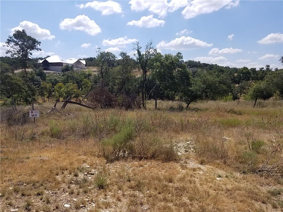 2nd image of 305 San Gabriel Hideaway Cv