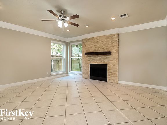 3rd image of 16210 Willowpark Dr