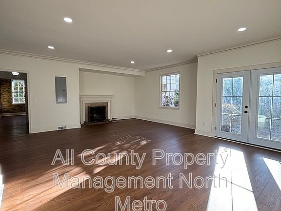 2nd image of 2416 Dellwood Dr NW