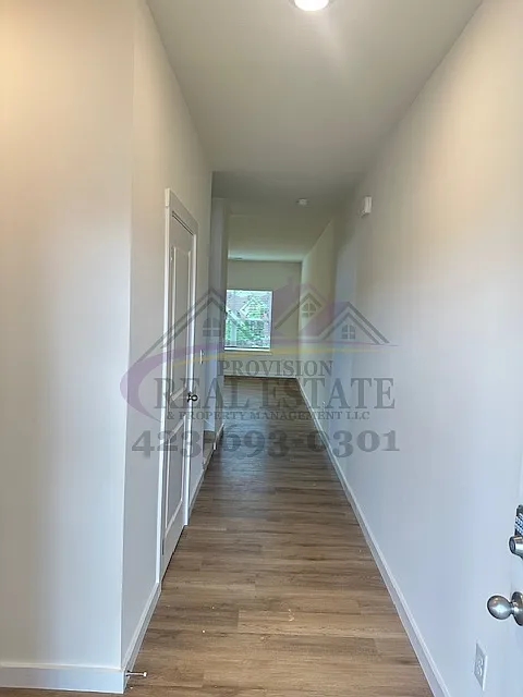 Newer Contruction 4-Br — Photo 3