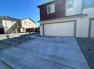 805 Congaree Ln, Redding, CA 96001