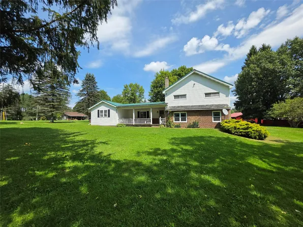 18545 Elgin Rd, Corry, PA 16407