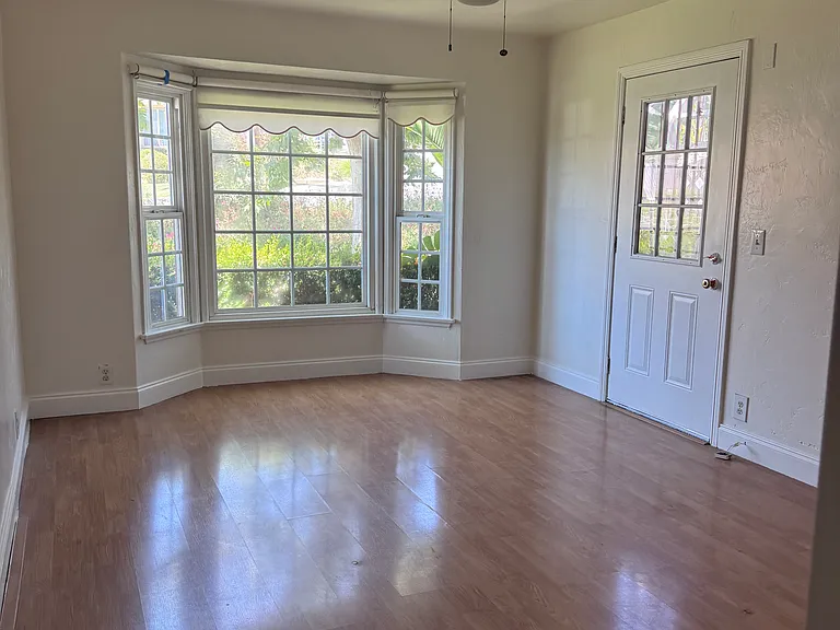 16732 E Main St — Photo 2