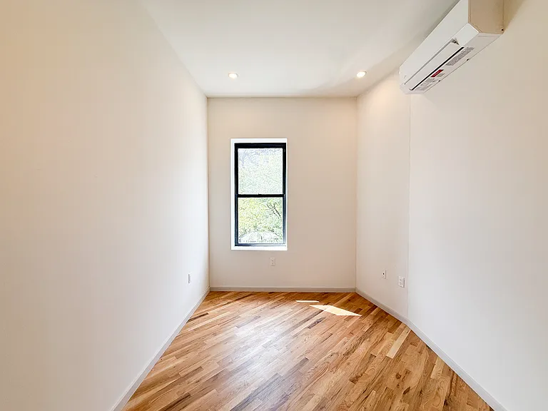 2097 Fulton St #1 — Photo 12