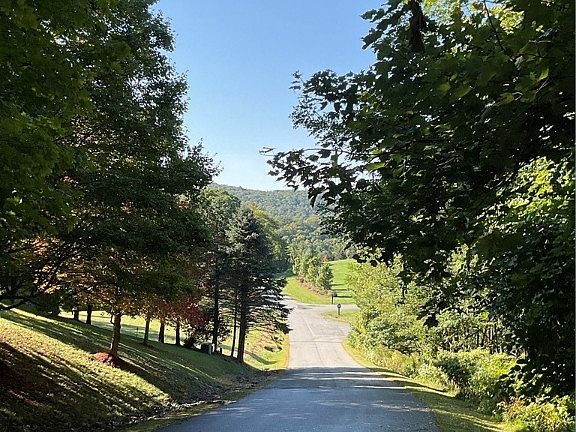 3rd image of Lot122 W Stone Drive