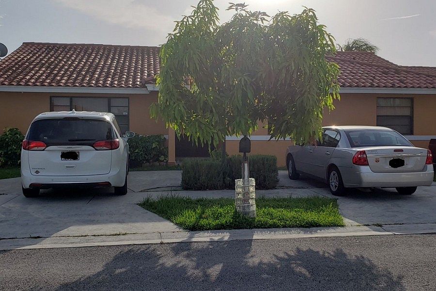 1st image of 930 NW 128th Ct