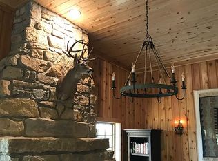 21195 Edgerton Junction Rd, Dearborn, MO 64439