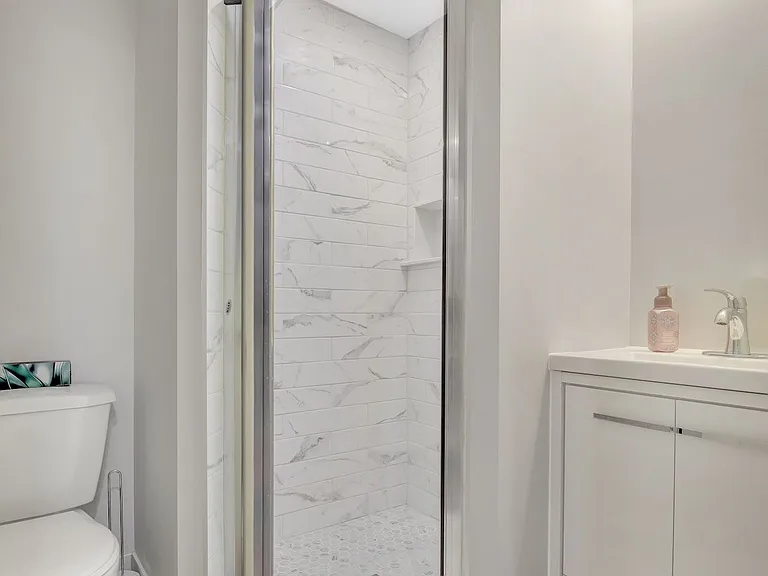 135 Stephenson Way — Photo 30